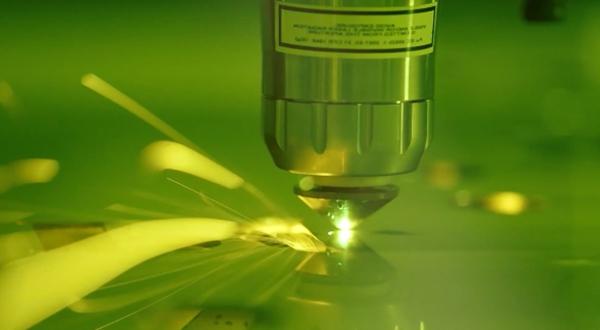 激光的铜材焊接：选择蓝光还是绿光？